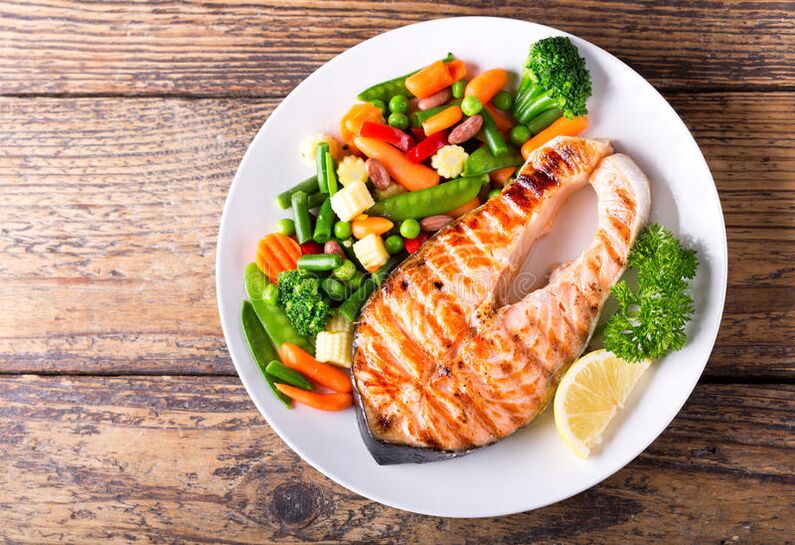 O peixe engádese ás dietas proteicas eficaces para a perda de peso